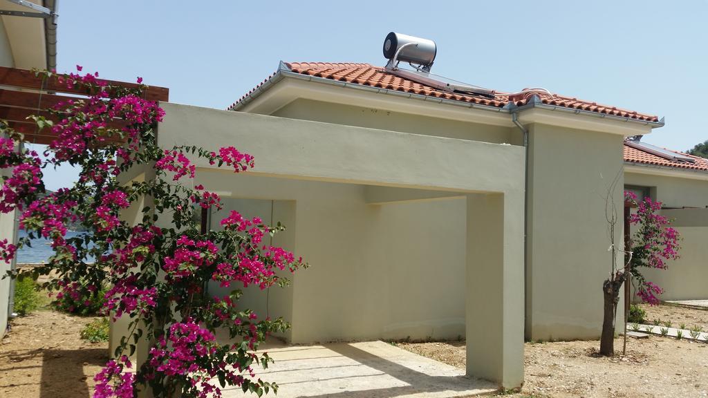Thea Houses 米利纳 外观 照片