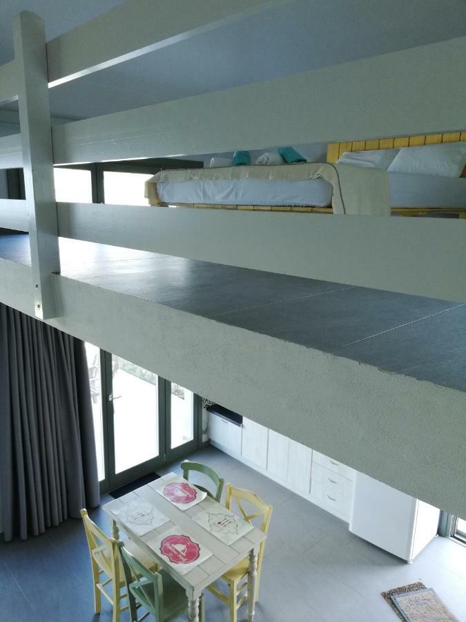 Thea Houses 米利纳 外观 照片
